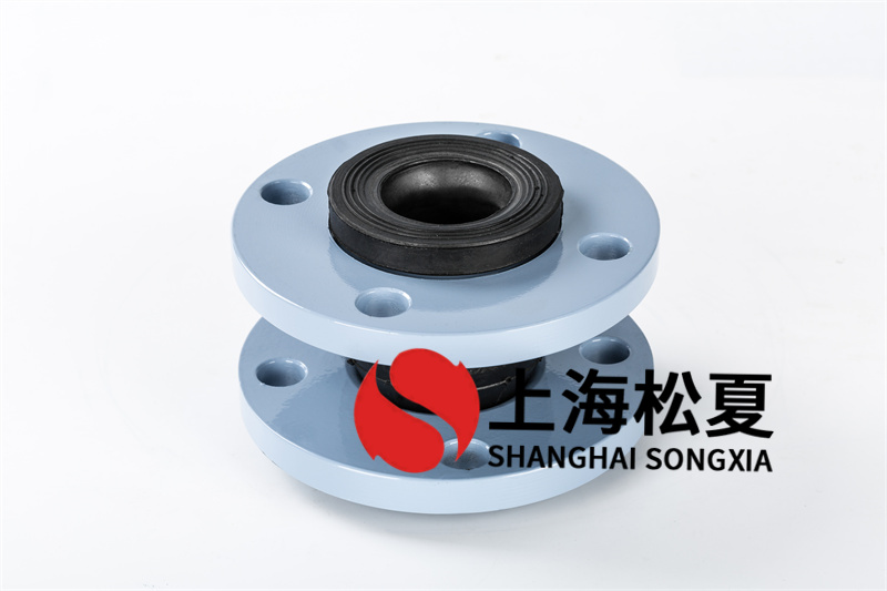 30噸無塔供水設備安裝可扭曲饒性軟連接.jpg